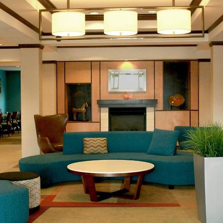 Fairfield Inn & Suites By Marriott Фэрмонт Экстерьер фото