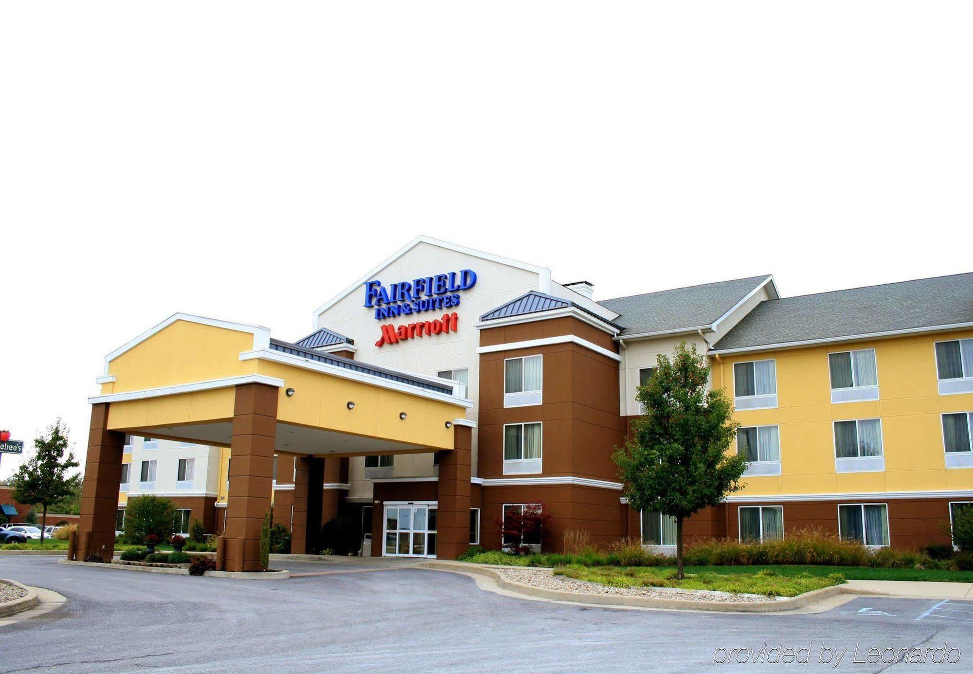 Fairfield Inn & Suites By Marriott Фэрмонт Экстерьер фото